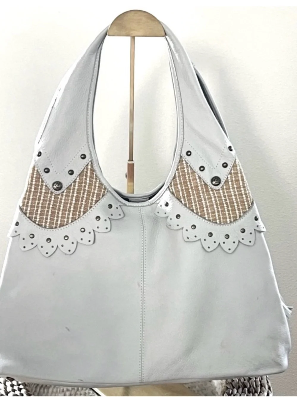 Kate Landry White Leather Studded Hobo Shoulder Bag Tweed Scallop Boho EUC
